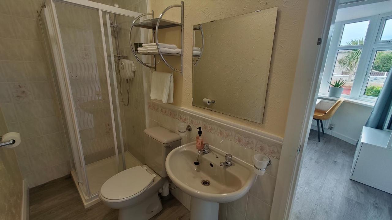 הוליהד Orient B&B מראה חיצוני תמונה